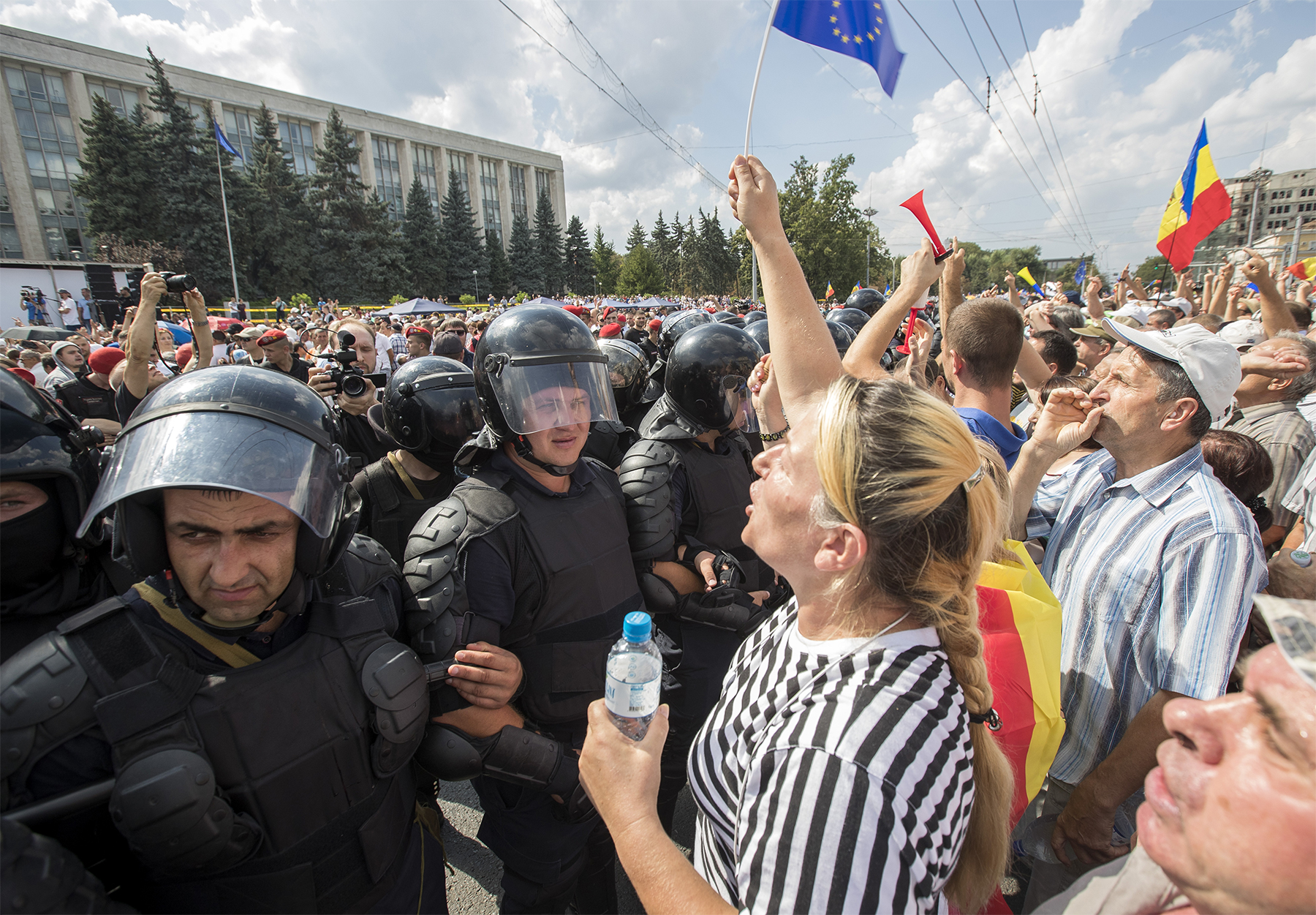 Свежие новости молдавии сегодня. Протесты в Молдавии. Протесты в Молдове сейчас. Германия протесты ГАЗ.