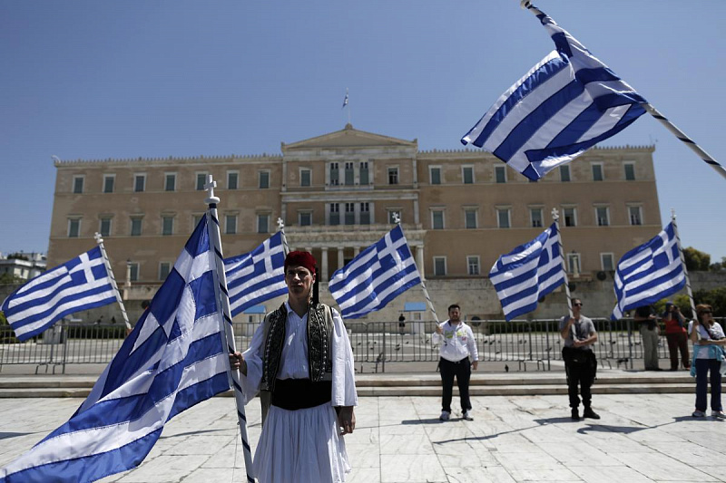 boucoyannis_themythofgreekbloat_flags.jpg